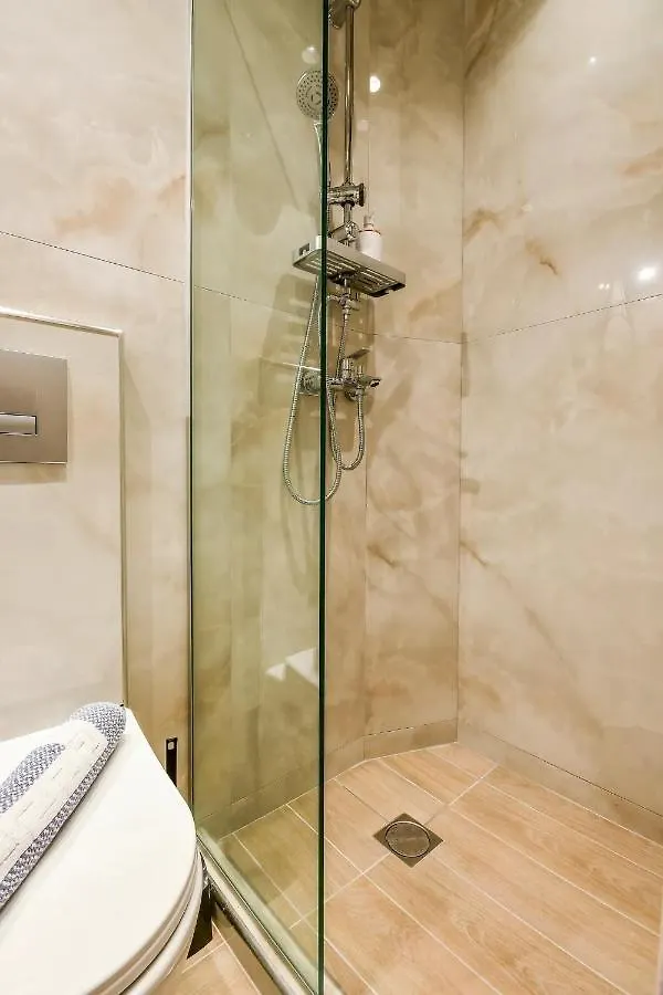 Danae Luxurious Suite #Tifhelexpo Thessaloniki